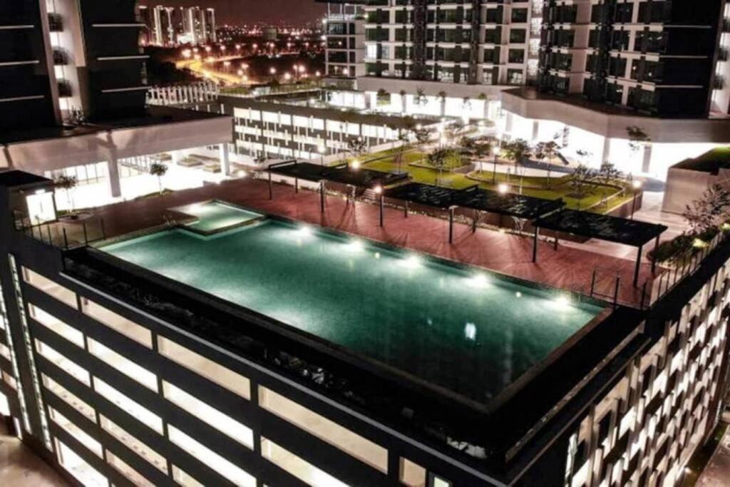 Kenwingston Cyberjaya Free Wifi By Premium Stay Exteriör bild